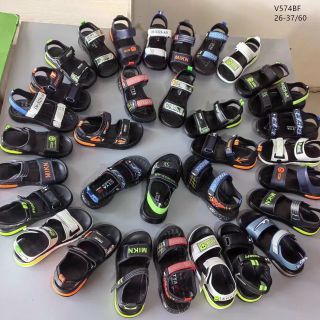 Sandal trẻ em đi học quai ngang màu đen V574
