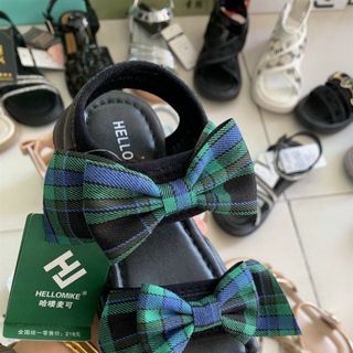 Sandal trẻ em kiểu dáng thời trang đẹp V592