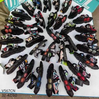 Sandal trẻ em quai ngang dán cá tính V567