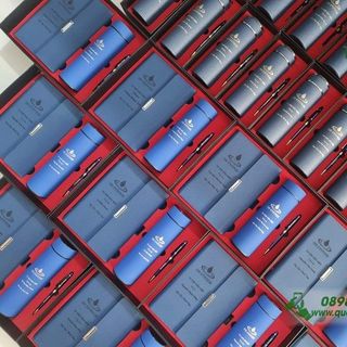 Bộ GIFTS Sổ Tay Bìa Còng+ Bình Giữ Nhiệt+ Bút Ký + Hộp Âm Dương khắc logo