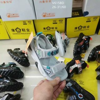 Sandal trẻ em quai ngang dán mang êm chân V615
