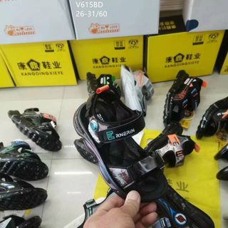 Sandal trẻ em quai ngang dán mang êm chân V615