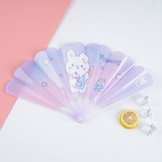 Quạt nhựa xương nhựa hoạt hình cho bé
