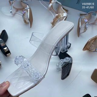 Sandal nữ gót vuông trongsang chảnh V609