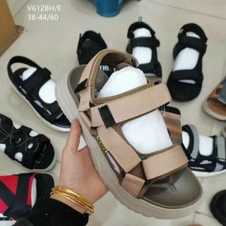 Sandal nam quai dán đế cao su mềm êm chân V612