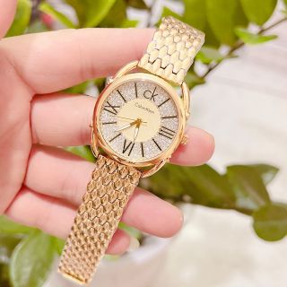 Đồng hồ nữ thuên nga thời trang