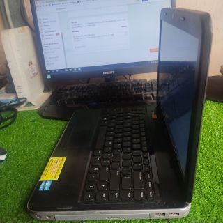 Laptop Dell Inspiron N4050 core i5, ram 4gb, win 10 bảo hành 1 năm