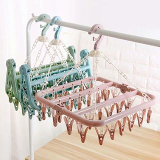Móc chùm nhựa màu có 32 kẹp