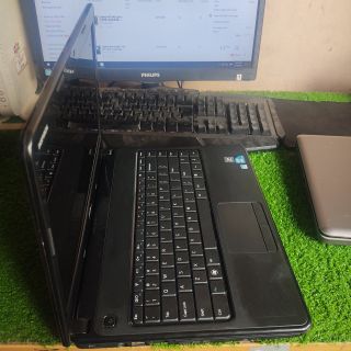 Laptop Dell Inspiron N4030 Core i3-370M, RAM 2GB, HDD 500GB, Intel HD Graphics, 14 inch, FreeDOS bảo hành 1 năm