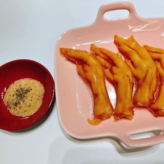 Chân gà hồng kong