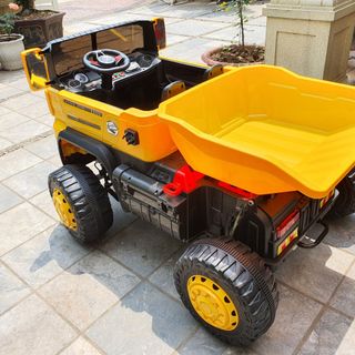 tìm cộng tác viên bán xe ô tô trẻ em model 788A
