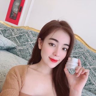 Face trắng hồng hmstore bán sỉ