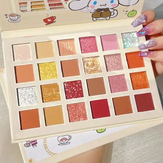Bảng Phấn Mắt Nhũ Lì 24 ô Muge Leen Thỏ Trắng