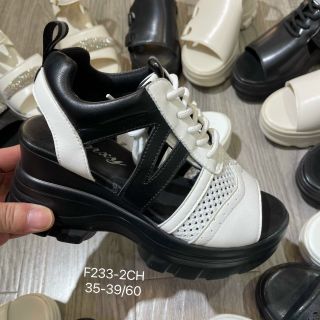 Sandal nữ đế bánh mỳ siêu cao F233