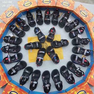 Sandal trẻ em màu đen quai ngang dán đẹp V661