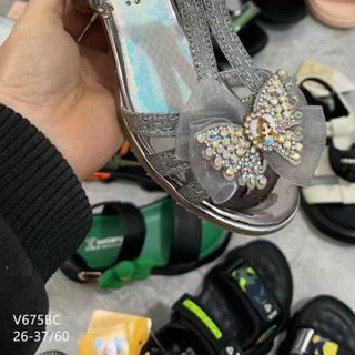 Sandal trẻ em đế mềm êm chân V675