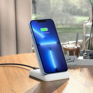 Đế sạc nhanh không dây 3in1 Hoco CW38 15W, dành cho điện thoại, tai nghe TWS, đồng hồ thông minh