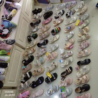 Sandal trẻ em quai dán đế mềm êm chân giá rẻ V694