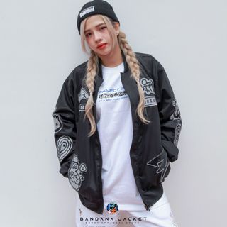 Cực Phẩm: Jacket Khaki Thêu pad