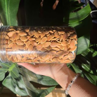 Hạt Bí Sấy Muối Hồng Thợ Sấy - Hũ 330g