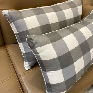 Gối muji kẻ xuất Nhật