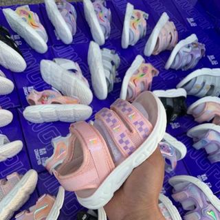 Sandal trẻ em quai ngang chất mềm V686