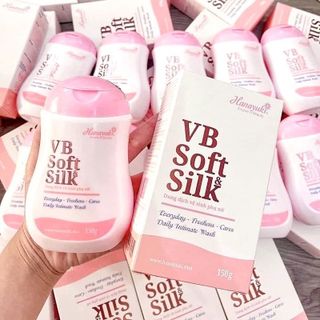 Dung dịch vệ sinh phụ nữ VB Soft Silk 150g màu hồng