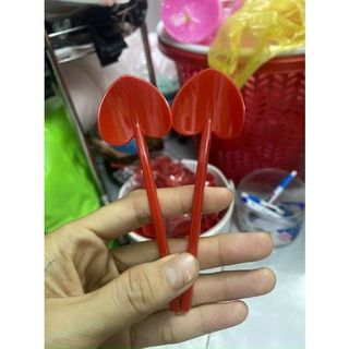 Xẻng tim dài 12cm (màu đỏ)