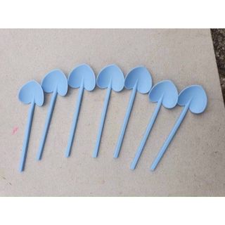 Xẻng tim dài 12cm (màu đỏ)