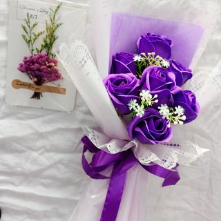 set bó hoa hồng sáp 7B + túi giấy + đèn nháy + thiệp hoa khô, quà tặng ngày lễ 8/3, 14/2, 20/10, 20/11