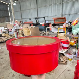 Hộp trụ tròn nắp mica trong sơn các màu
