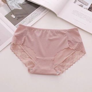 QUẦN SU CARO REN SAU