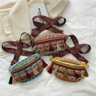 Túi đeo chéo thổ Cẩm