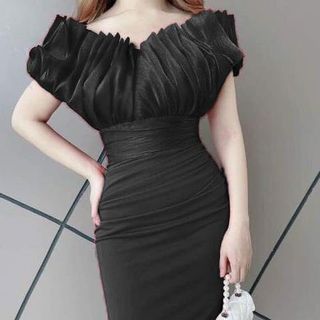 Đầm body trễ vai xếp ly ngực
