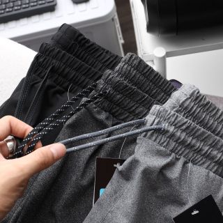 Quần jogger logo thun poly 2 da dày mát, co giãn thoải mái. 3 túi khoá kéo Siêu Đẹp Giá Sỉ