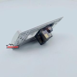 Mặt Ổ Cắm Điện Âm Tường OKOM Vinakip Có Màng Che (1 ổ 1 lỗ, 1 ổ 2 lỗ) OKOM
