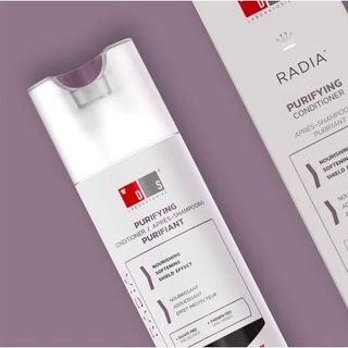 DẦU SẢ THANH LỌC CHO DA KHÔ, NHẠY CẢM, KÍCH ỨNG RADIA CONDITIONER 205ML của Ds Laboratories ( Mỹ )