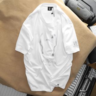 Áo thun cotton nam, áo phông cổ tròn nam cao cấp, chất vải cotton 2 chiều dày dặn dệt chính phẩm đồng bo. Styles unisex Nam hay Nữ diện đều đẹp. In nhũ vàng & in nhũ bạc xịn sò, bao bong tróc - size từ 55kg - 95kg.