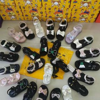 Sandal bé gái quai ngang đính nơ xinh xắn V747