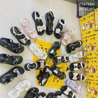 Sandal bé gái quai ngang đính nơ xinh xắn V747