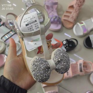 Sandal trẻ em quai ngang kiểu dáng xinh xắn V771