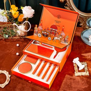 Bộ quà tặng trang điểm 10 món cực sang xịn ( Giá Tận Xưởng )