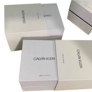 hộp đồng hồ Calvin trắng anbox đựng đồng hồ size: 10.5*0.5*8.5cm