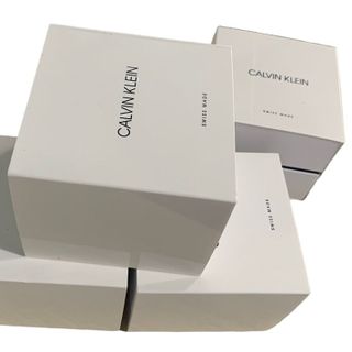hộp đồng hồ Calvin trắng anbox đựng đồng hồ size: 10.5*0.5*8.5cm