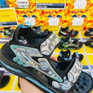 Sandal trẻ em màu đen chất da mềm êm chân V784