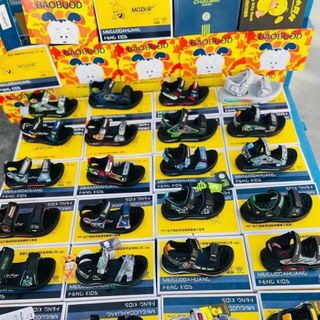 Sandal trẻ em màu đen chất da mềm êm chân V784
