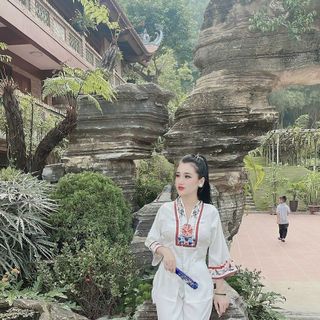 Đồ lam nữ đi chùa,pháp phục nữ form 60kg vải gấm xước hàng loại 1 may kĩ in đẹp.