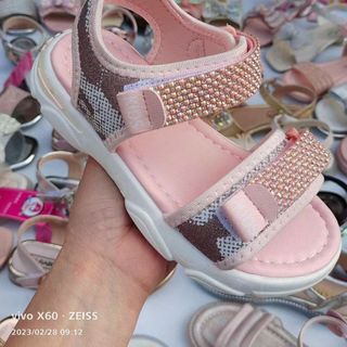 Sandal trẻ em quai ngang kiểu xinh xắn V833