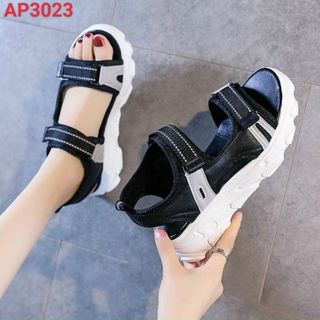 Sandal nữ đế bánh mỳ êm chân