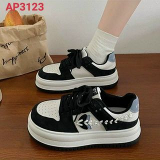 Giày thể thao nữ đế bằng phối màu đẹp